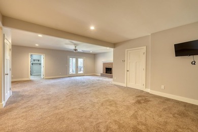 Stop dreaming of mountain living-and open the door to a home - photo 33