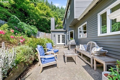 Located in Lake Oswego's coveted Palisades neighborhood, this - photo 40