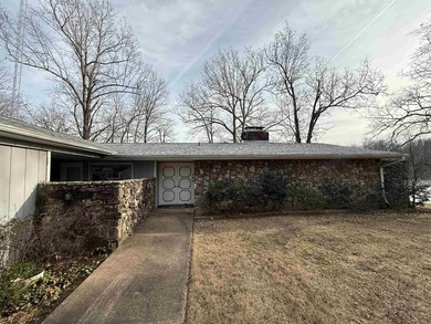 This charming 3-bedroom, 2.5-bath lakefront home sits on Lake - photo 47