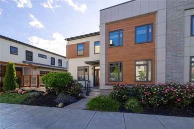 Experience luxury living in the heart of Downtown Rochester! - photo 4