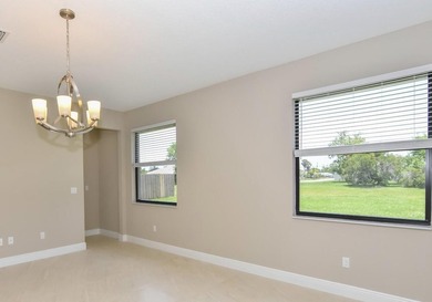 This is a 2019 Custom Built Home. Just freshly painted Interior - photo 13