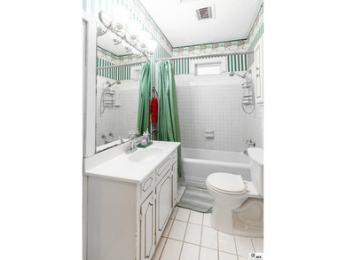 Located at 404 Filhiol Ave in West Monroe, this 3-bedroom - photo 16