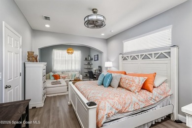 4b/3b corner-lot home in a quiet, well-kept neighborhood - photo 16