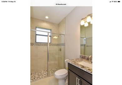 This is a 2019 Custom Built Home. Just freshly painted Interior - photo 18