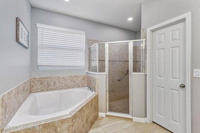 4b/3b corner-lot home in a quiet, well-kept neighborhood - photo 19