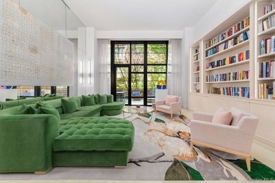 INTRODUCING M8 AT 150 CHARLES STREET. Townhome Luxury - photo 2