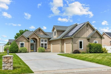 Welcome to this beautiful home in a quiet neighborhood near - photo 4