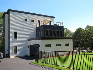 Gated & Fully Furnished 4-BR Contemporary Estate on Innsbrook - photo 2