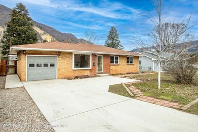 Lake Home For Sale in Glenwood Springs, Colorado