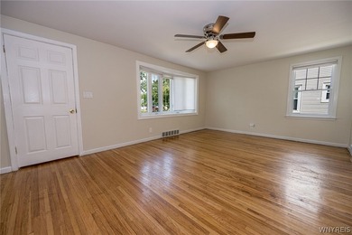 Welcome to 139 Pickford Avenue, a beautifully maintained Cape - photo 11
