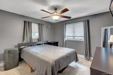Come And See This Beautiful Updated 3 Bedroom, 1Bath, Living - photo 14