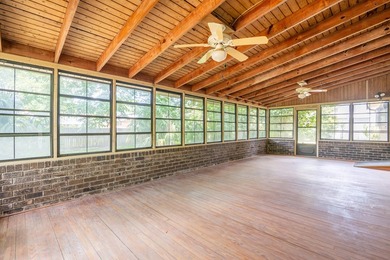 Shadowmoss | 3 BR | 2.5 BA | 2,330 Sq Ft | 0.26-Acre Charming - photo 21