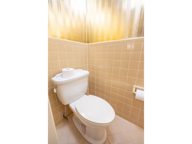 Shadowmoss | 3 BR | 2.5 BA | 2,330 Sq Ft | 0.26-Acre Charming - photo 27