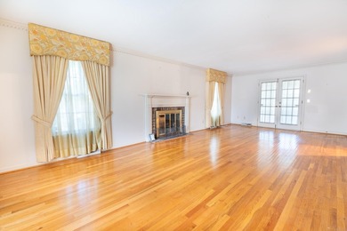Shadowmoss | 3 BR | 2.5 BA | 2,330 Sq Ft | 0.26-Acre Charming - photo 49