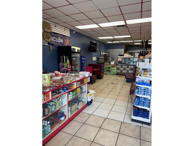 Additional listing photo 1