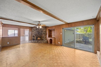 Excellent remodel opportunity! This two-story, 4 bedroom, 2.5 - photo 11