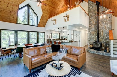Exceptional mountain living in Ockenden Ranch! This beautifully - photo 13