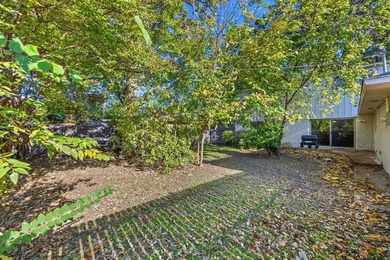 Excellent remodel opportunity! This two-story, 4 bedroom, 2.5 - photo 14