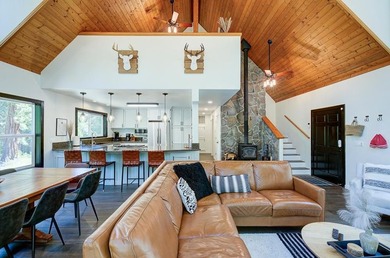 Exceptional mountain living in Ockenden Ranch! This beautifully - photo 15