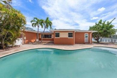 This home was water damaged by Hurricane Helene but has been - photo 16
