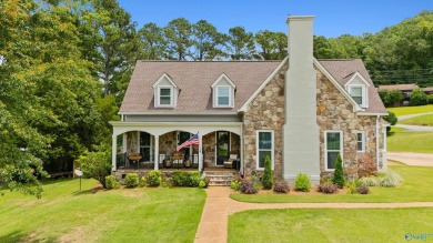Lake Home For Sale in Guntersville, Alabama