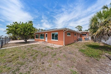 This home was water damaged by Hurricane Helene but has been - photo 24