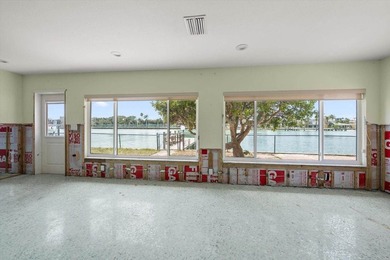 This home was water damaged by Hurricane Helene but has been - photo 28