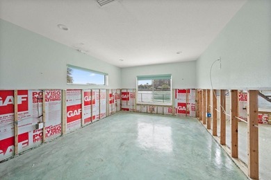 This home was water damaged by Hurricane Helene but has been - photo 30
