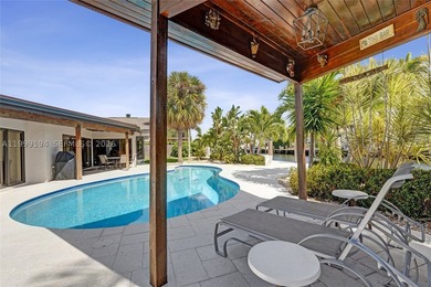 The finest Fully Renovated waterfront home in Coral Ridge with - photo 31