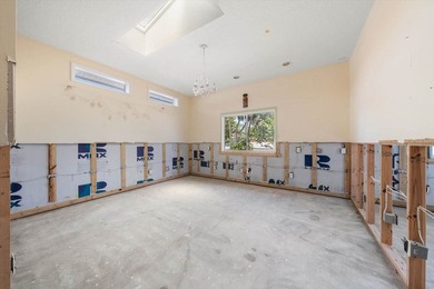 This home was water damaged by Hurricane Helene but has been - photo 35