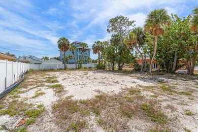 This home was water damaged by Hurricane Helene but has been - photo 42