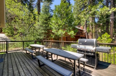 Exceptional mountain living in Ockenden Ranch! This beautifully - photo 46