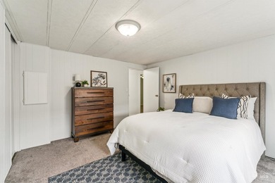 Fully Updated Home in Active 55+ Gated Community. It's not just - photo 5