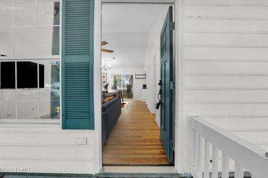 JUST REDUCED! Motivated Sellers! Fully renovated and ready for - photo 6