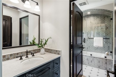 Situated on an oversized corner lot in the heart of lower Lunada - photo 24