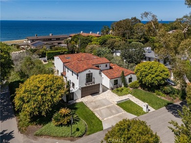 Situated on an oversized corner lot in the heart of lower Lunada - photo 25