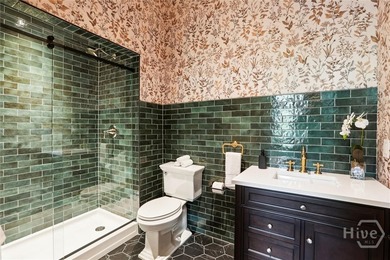 Rare opportunity to own 3 luxurious, fully furnished - photo 33