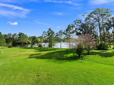 Welcome to this exquisite, move-in ready, custom-built courtyard - photo 39