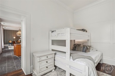 Rare opportunity to own 3 luxurious, fully furnished - photo 44