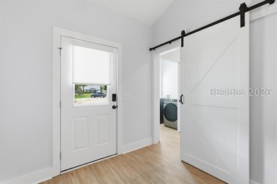 Nestled on charming Lady's Island, this adorable 2024-built - photo 18
