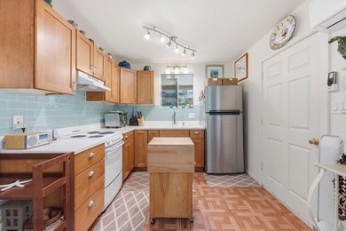 If you are looking for an excellent investment opportunity, a - photo 30