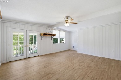 Looking for a little more space and freedom? This unique 3-level - photo 31