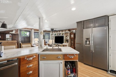 Looking for a little more space and freedom? This unique 3-level - photo 34