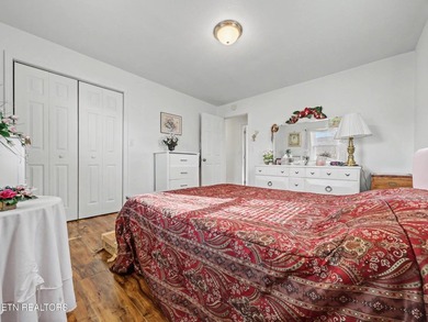 Comfortable one level home with great mountain views. Most of - photo 35