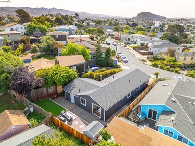 Experience refined modern living in this beautiful move-in-ready - photo 42