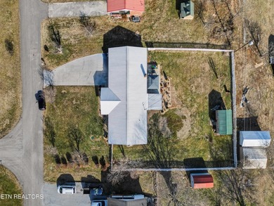 Comfortable one level home with great mountain views. Most of - photo 58