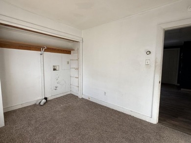 Here's your chance to get your foot in the door of home - photo 15