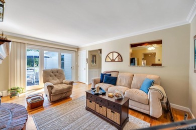Welcome to 21 Hobson Avenue!!! This Meticulously maintained home - photo 15
