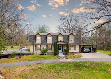 (private lake, pond, creek) Home For Sale in Alton Missouri