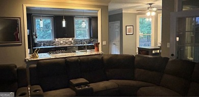 Gorgeous home in Arbor Springs Plantation! Spacious 4 bed, 3.5 - photo 3